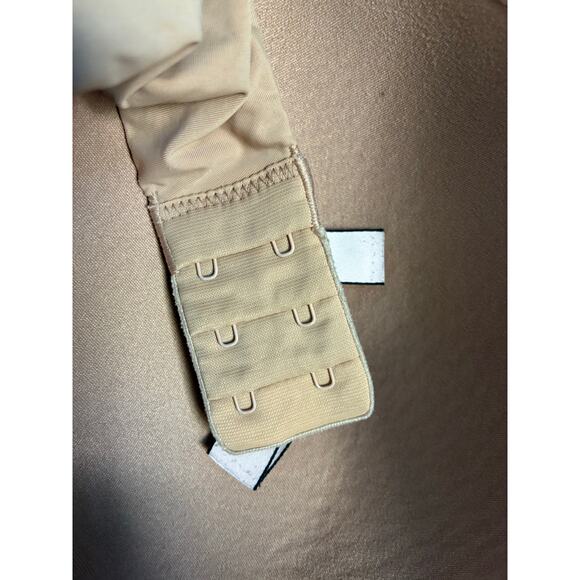 Victoria's Secret Bra T-Shirt Lightly Lined Full Coverage 38B Beige - Picture 8 of 9
